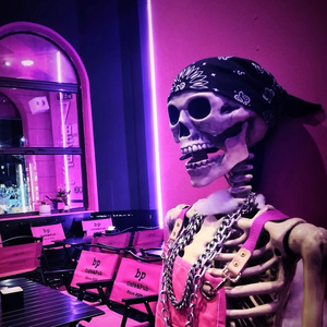 中国自慰无码免费一区
